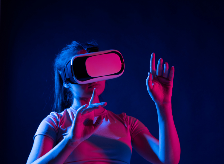 A girl trying a virtual glasses